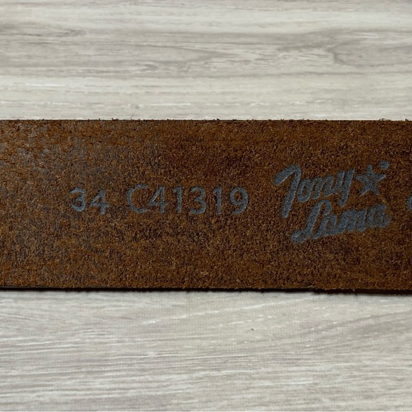 NWT TONY LAMA / Men's Brown Leather Belt with Silver Buckle Size 34 - Picture 4 of 7